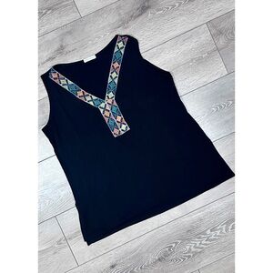 Pebble & Stone Embroidered Geometric V-Neck Tank Top